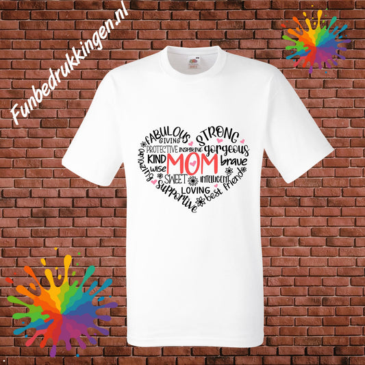 Moederdag T-shirt “MOM Heart” – Liefdevol Mama Shirt met Hart Design | Funbedrukkingen